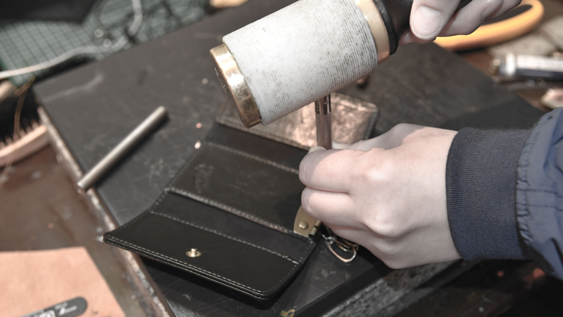 エゾレザーファクトリーへの問い合わせ